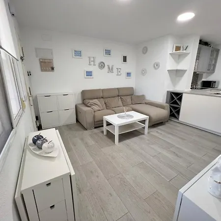 Lägenhet Apartamento Criss *